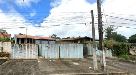 Casa com 621m em Terreno de 1392m - Barro Duro